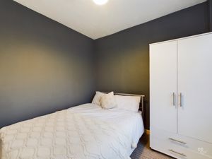 Photo 11- click for photo gallery